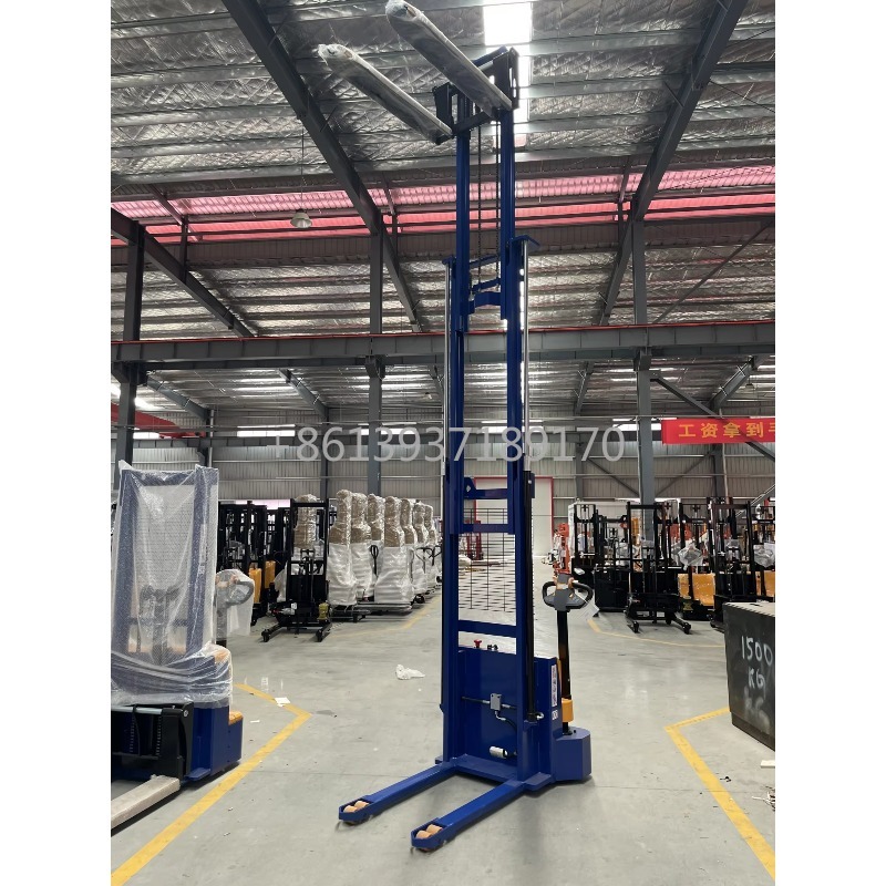 2-Tonnen 4,5-Meter Triplex-Mas – Electric Forklift Bewertung und Preis