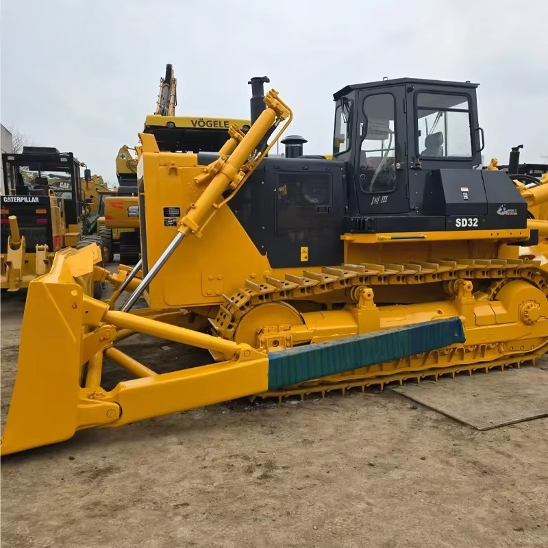 Kettenbulldozer SEM818F 180PS  – Heavy Equipment Bulldozer Bewertung und Preis