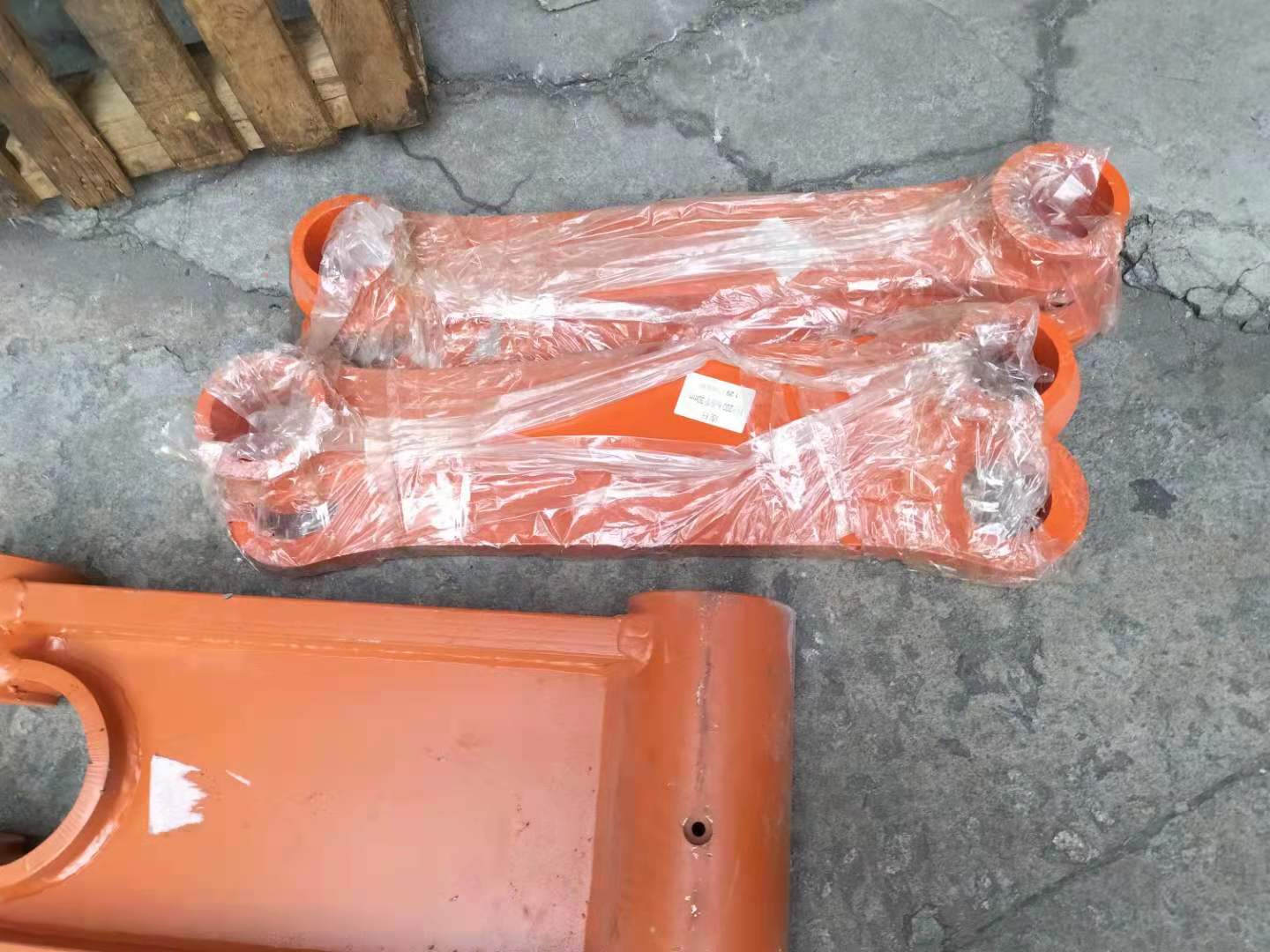 EX200 Schwerlast-Ersatzteile M – Heavy Equipment Engineering Bewertung und Preis